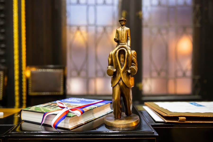 卡夫卡文學獎獎座